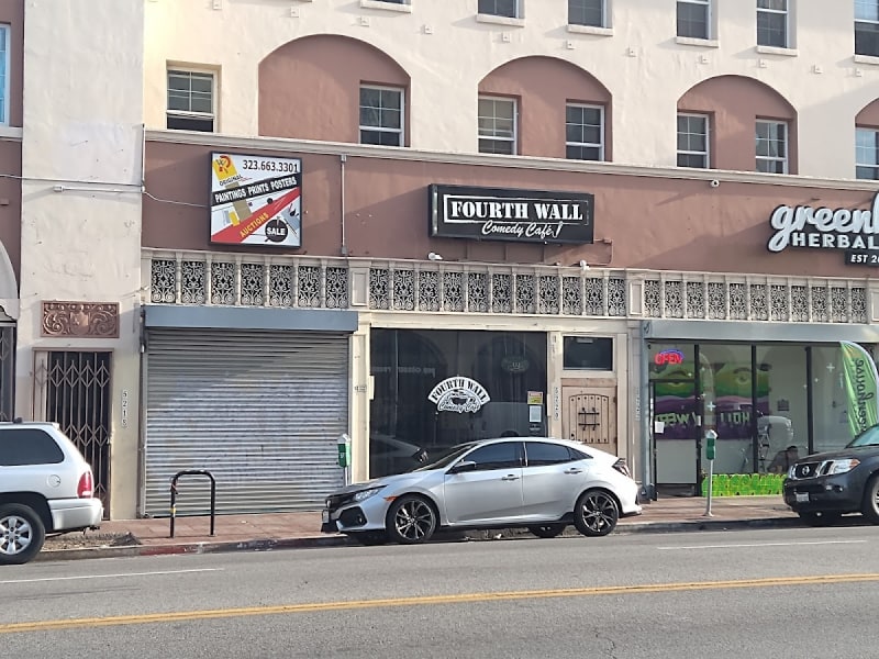 Fourth Wall Cafe - Photo