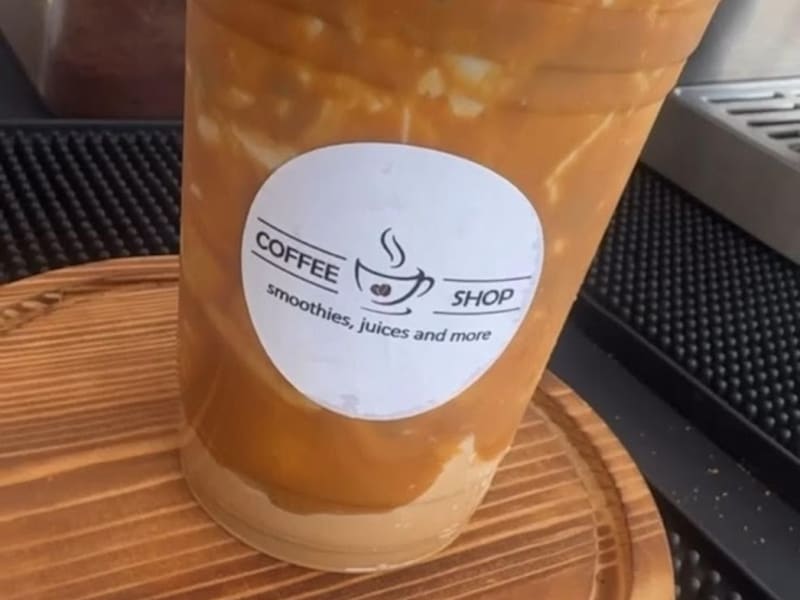 Two Beans Coffee Shop - Photo