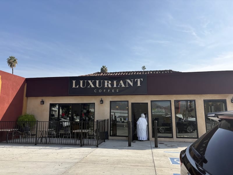 Luxuriant Coffee - Photo