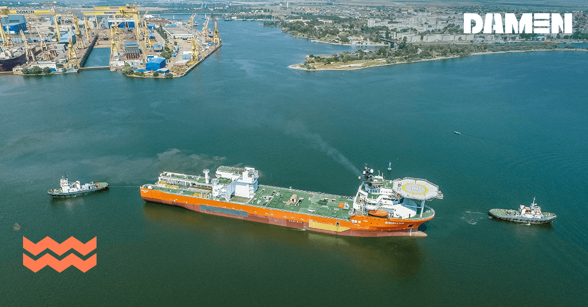 De Beers giant mining vessels