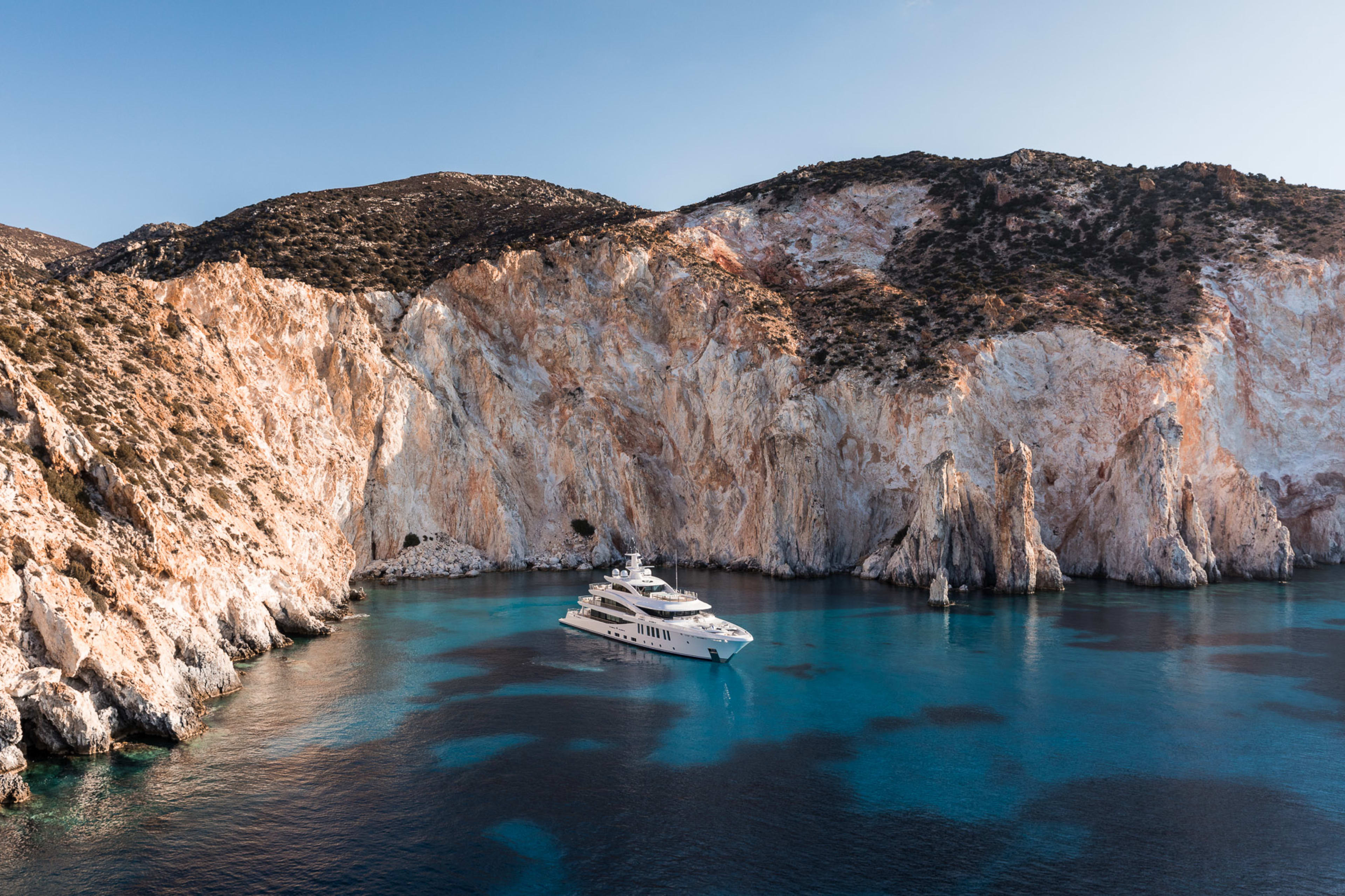 amels yacht brindisi