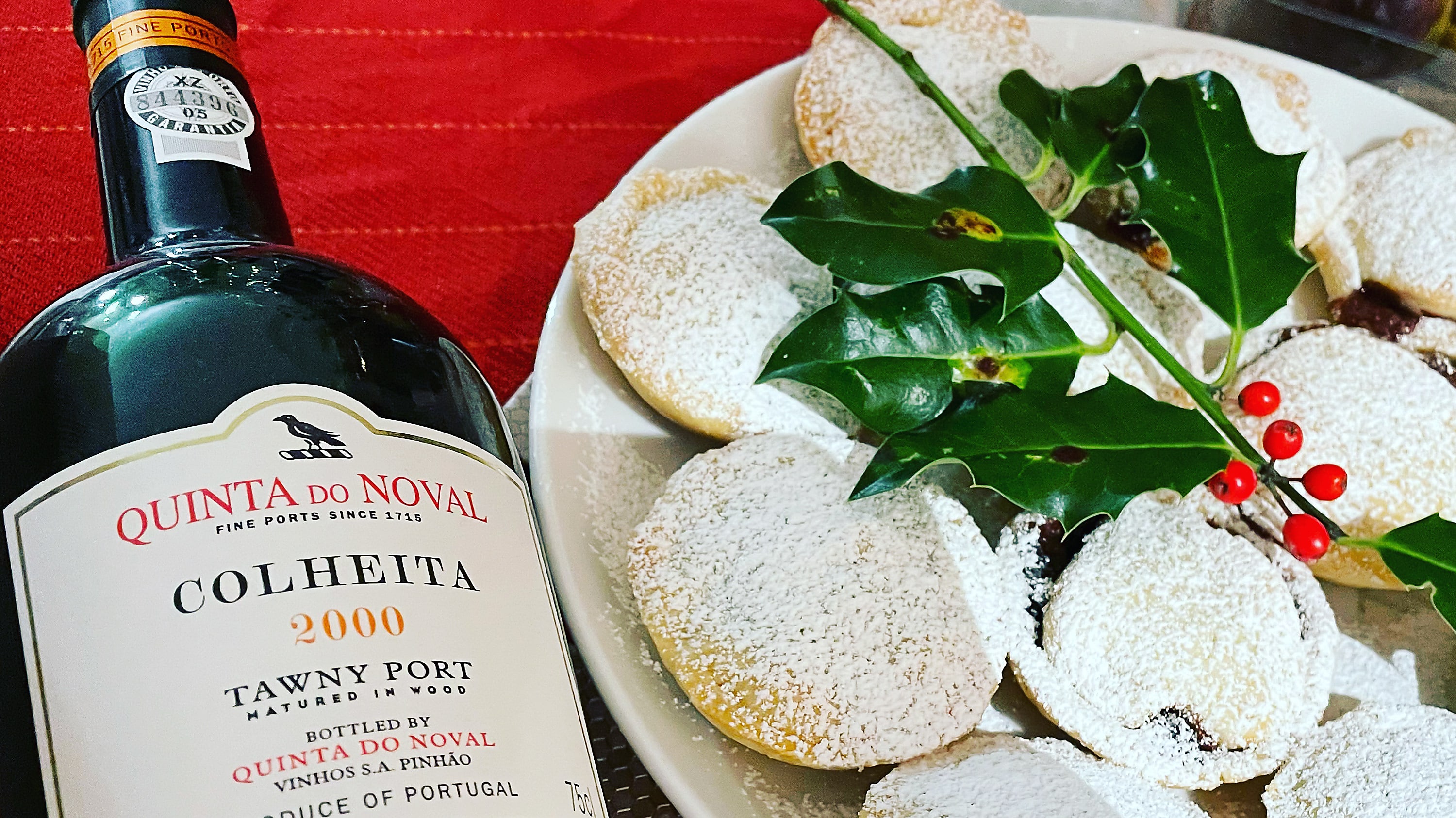 bottle of port and christmas mince pies bottle of port and christmas mince pies