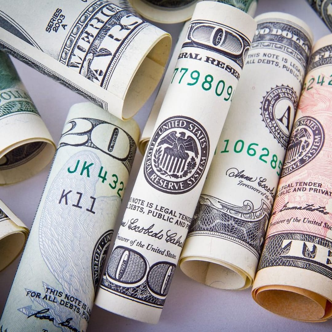 USDe Stabil dan Menarik: Stablecoin Sintetis Etalase Investasi di Tengah Volatilitas