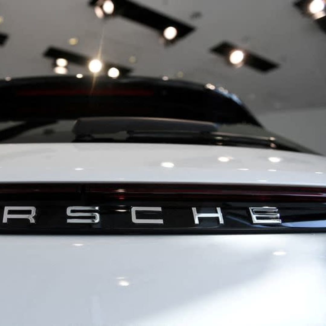 Penurunan Saham Porsche Terkait Proyeksi Margin Keuntungan 2025 yang Mengecewakan