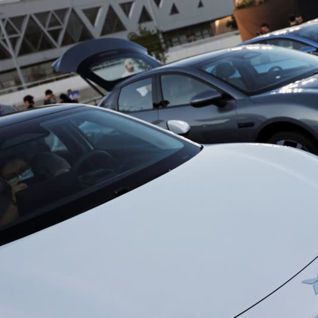 Saham Xpeng dan Geely Anjlok Karena BYD Beri Fitur Pintar Gratis
