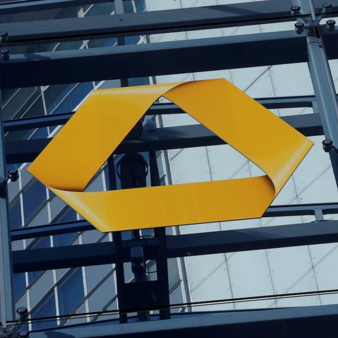 Commerzbank Pangkas 3.900 Pekerjaan dan Naikkan Target Keuangan Hadapi Tekanan UniCredit