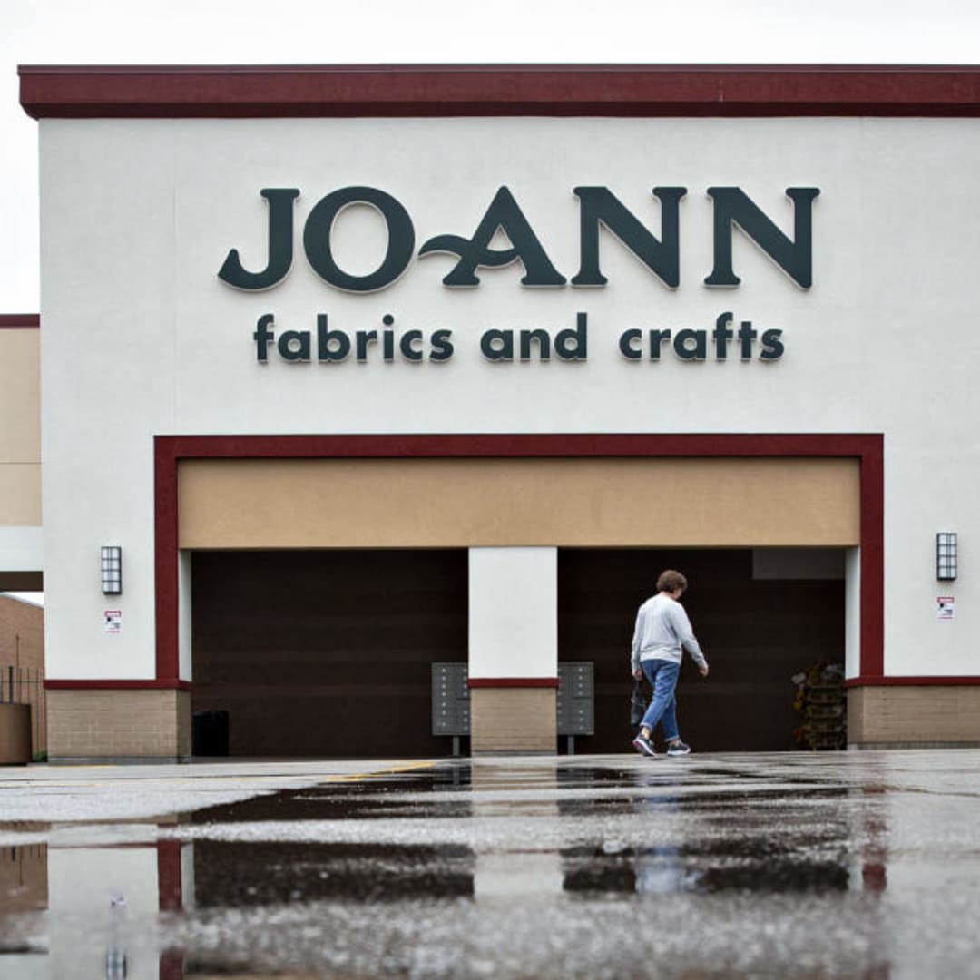 Gelombang Penutupan Toko Fisik Memperparah Krisis Ritel di 2025