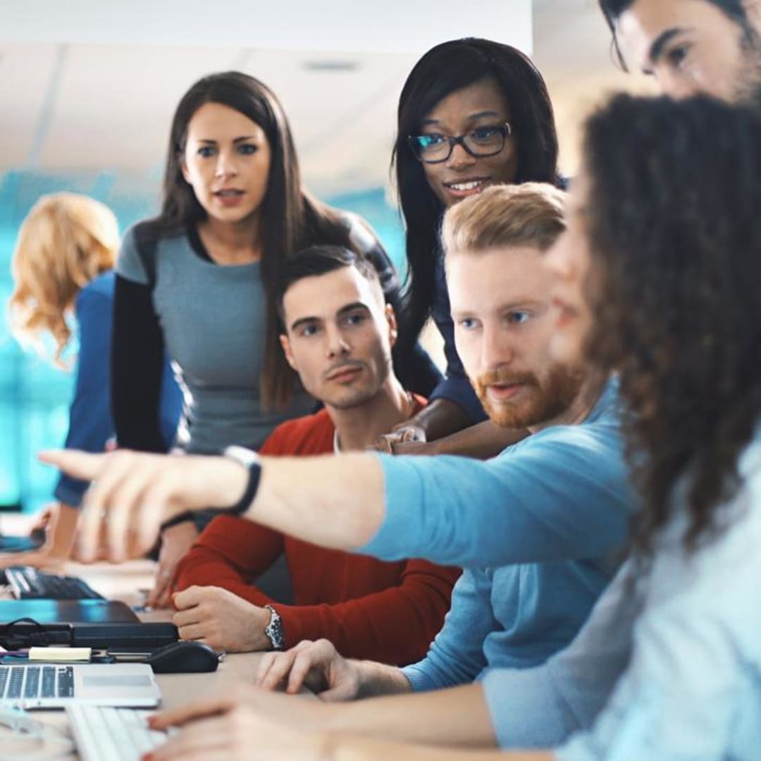 Menghadapi Tantangan Besar: Siapa yang Mampu Bayar AI di Masa Depan?