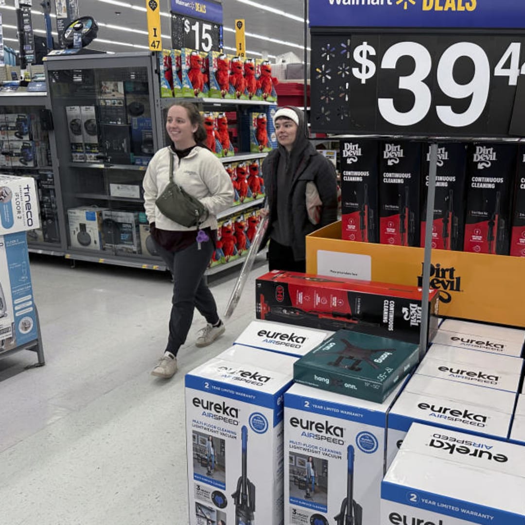 Walmart Melaporkan Penjualan Kuat tapi Hadapi Tantangan Tarif dan Inflasi