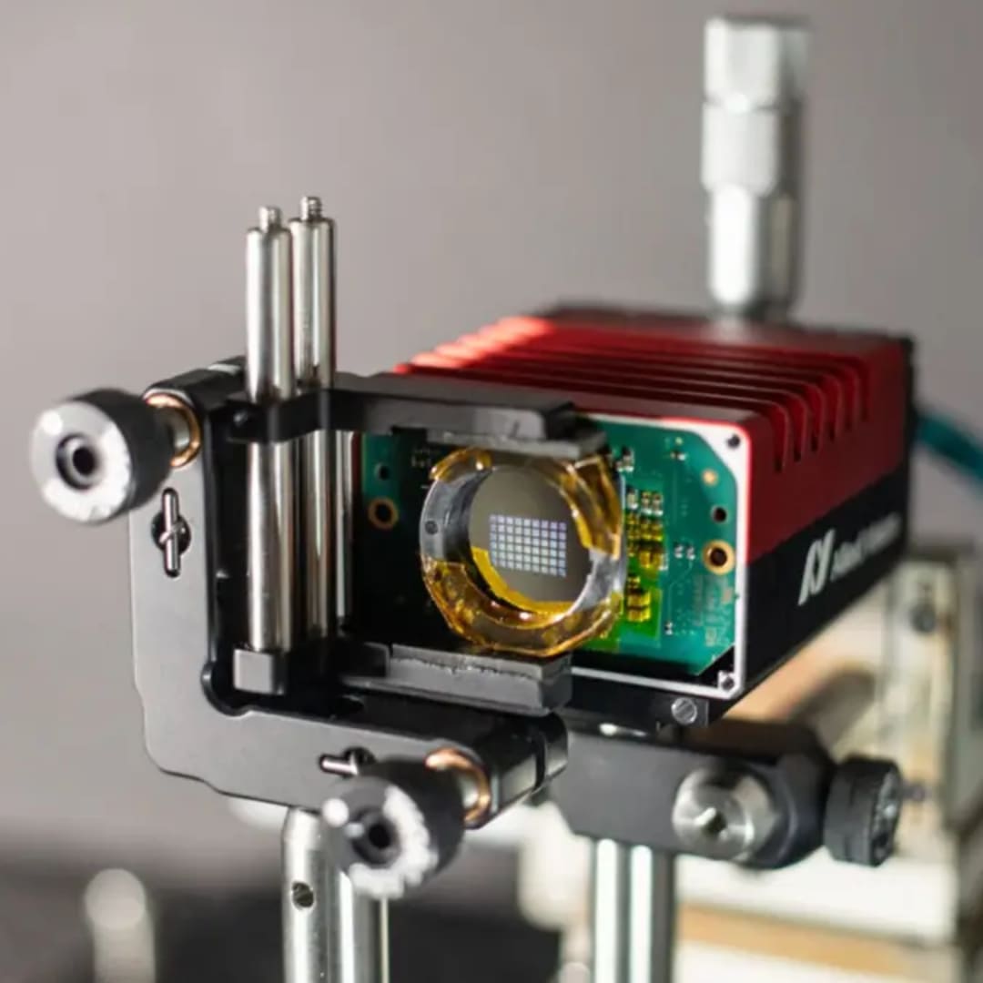 Kamera Mini dengan Optik Pintar: Revolusi Computer Vision Berbasis Cahaya