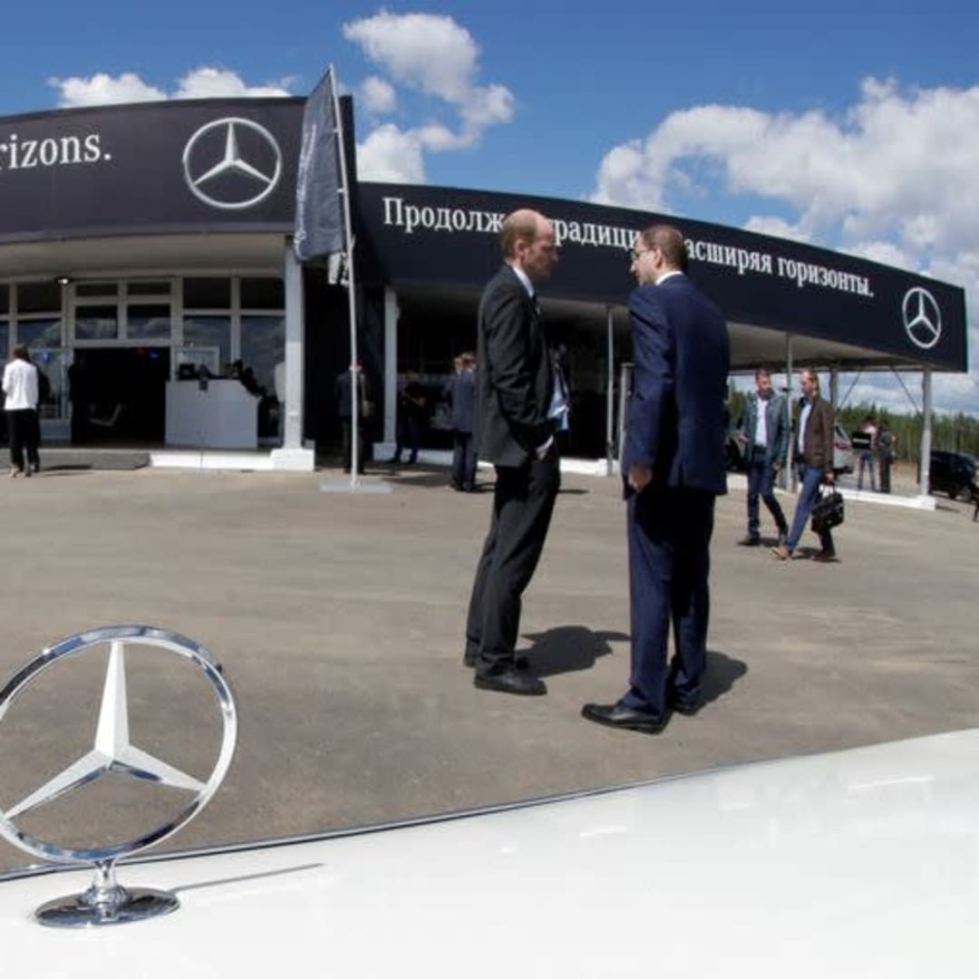 Mercedes-Benz Dapat Persetujuan Buy-Out Karyawan untuk Pangkas Biaya