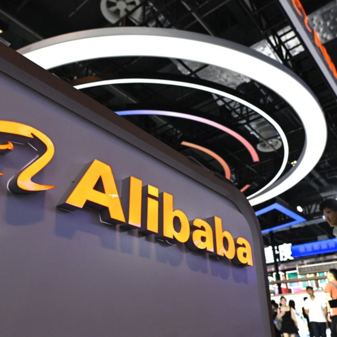 Persaingan Sengit AI di China: Alibaba Keluarkan Qwen 2.5-Max Tantang DeepSeek-V3