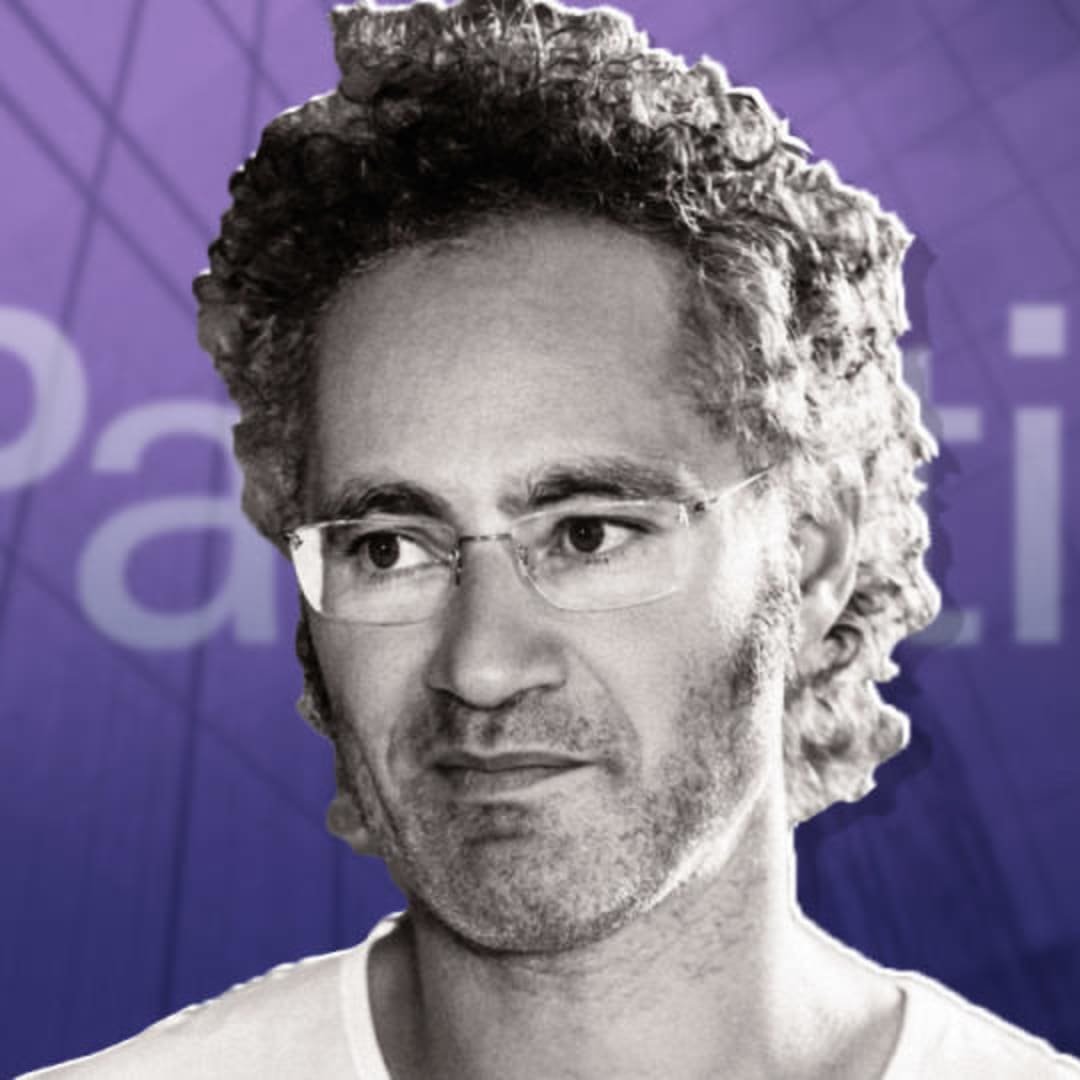 Palantir Tangguh Saat Nasdaq Tech Jatuh: Fokus AI Jadi Kuncinya