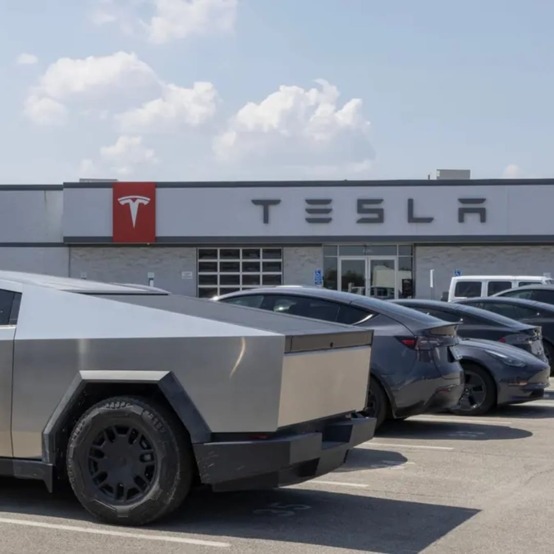 Recall Besar-besaran Cybertruck Tesla Karena Panel Bisa Lepas Saat Jalan