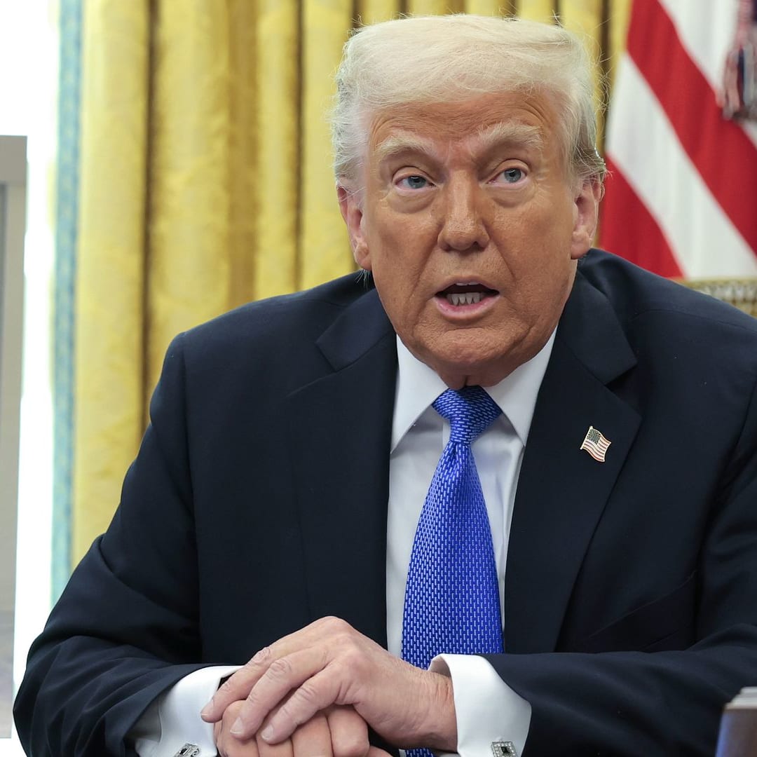 Pejabat Trump Gunakan Signal untuk Diskusi Rahasia, Bocorkan Informasi Militer