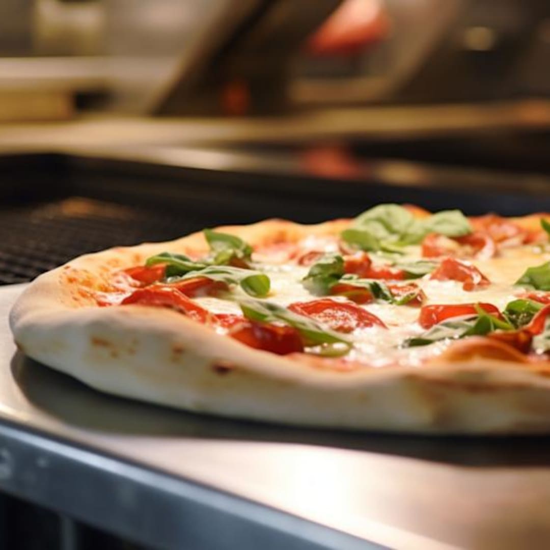 Posisi Domino’s Pizza di Antara Saham Mahal yang Insider Jual Bulan Maret