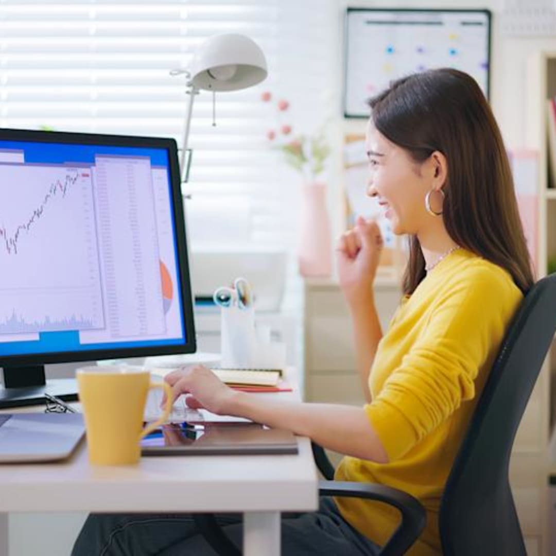 Palantir: Peluang Emas di Pasar AI Meski Saham Turun Sementara