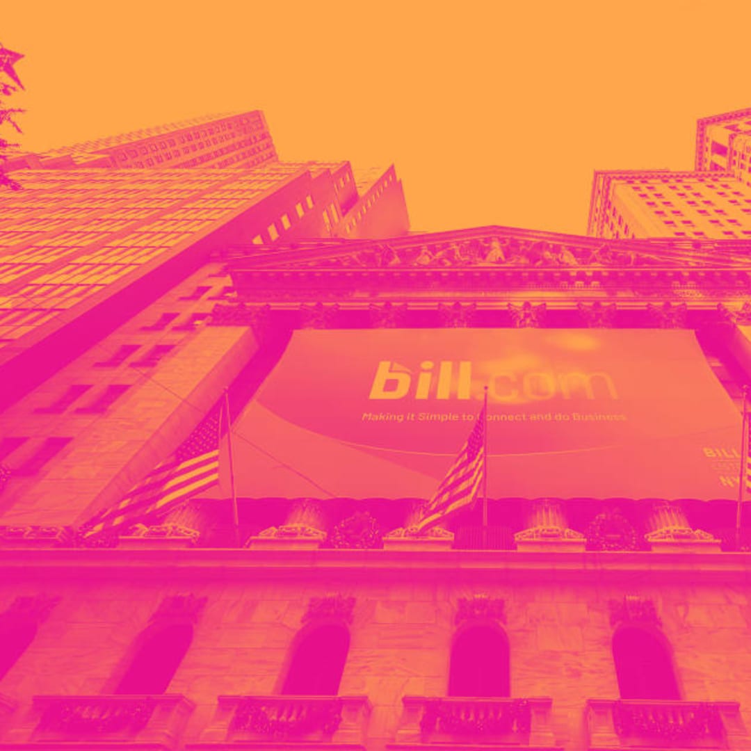 Analisis Laporan Keuangan Perusahaan SaaS Keuangan dan HR Terbaru