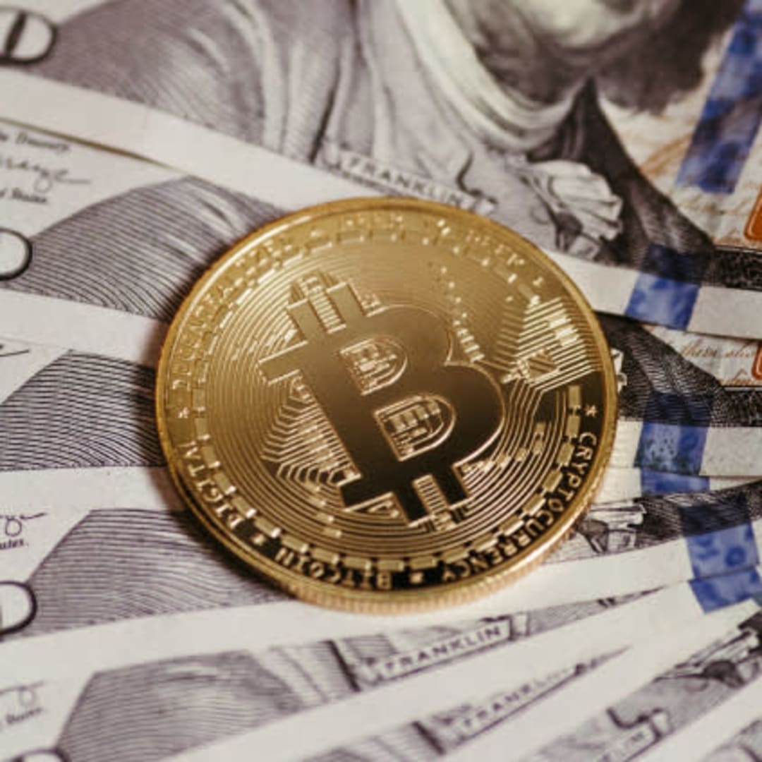 Prince Filip Prediksi Lonjakan Besar Bitcoin Setelah Harga Lampaui Rp 1.64 juta ($100.000) 