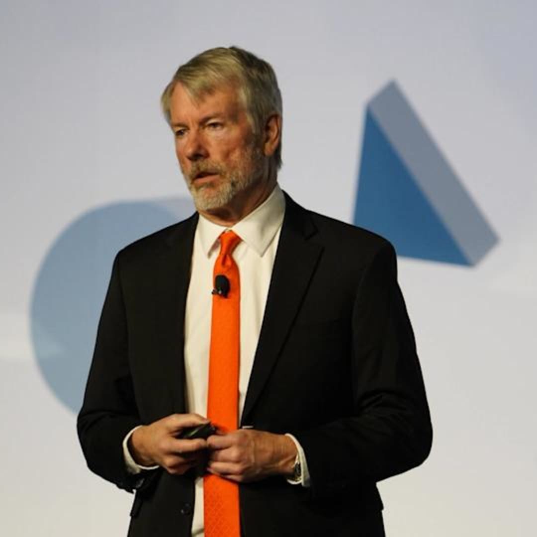 Strategy (MSTR) Tambah 15.355 Bitcoin Senilai Rp 23.35 triliun ($1,42 Miliar)  untuk Memperkuat Portofolio