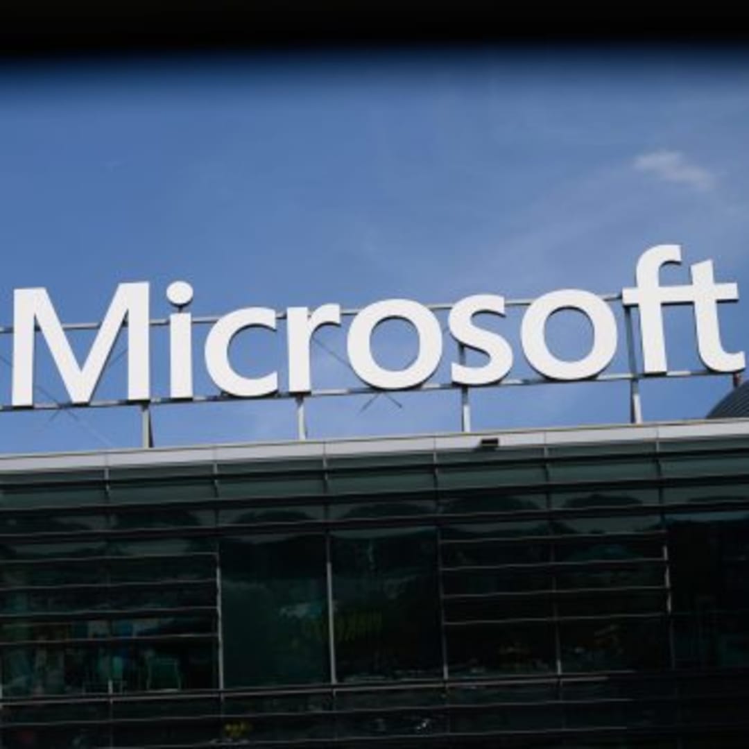 Microsoft Waspada Gangguan Layanan AI Karena Kapasitas Pusat Data Terbatas