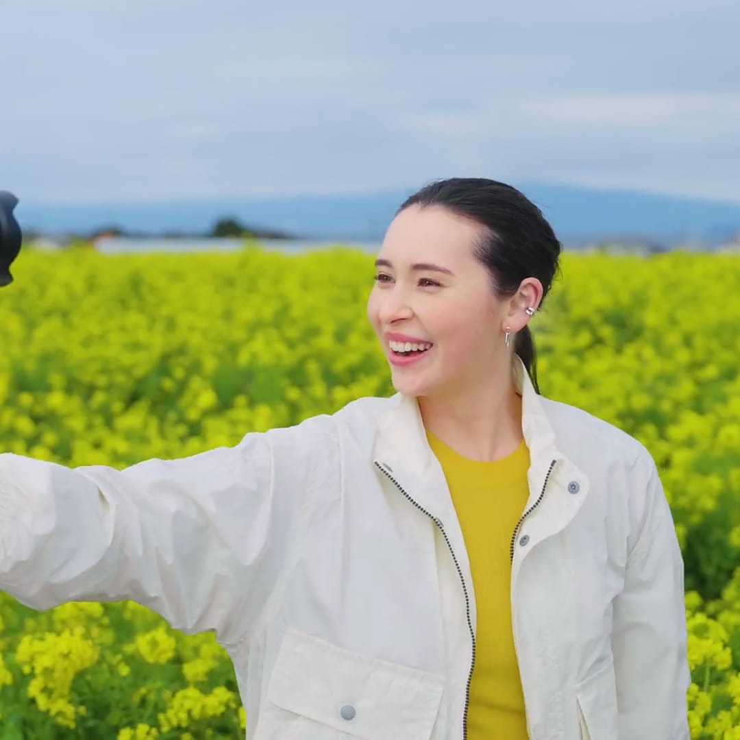 Sony Luncurkan Grip Kamera dengan Remote Wireless untuk Kreator Konten Solo