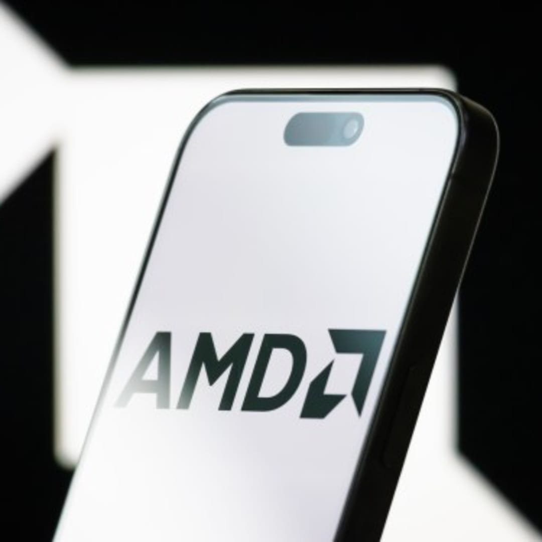 AMD Akuisisi Enosemi untuk Tingkatkan Teknologi Silicon Photonics AI