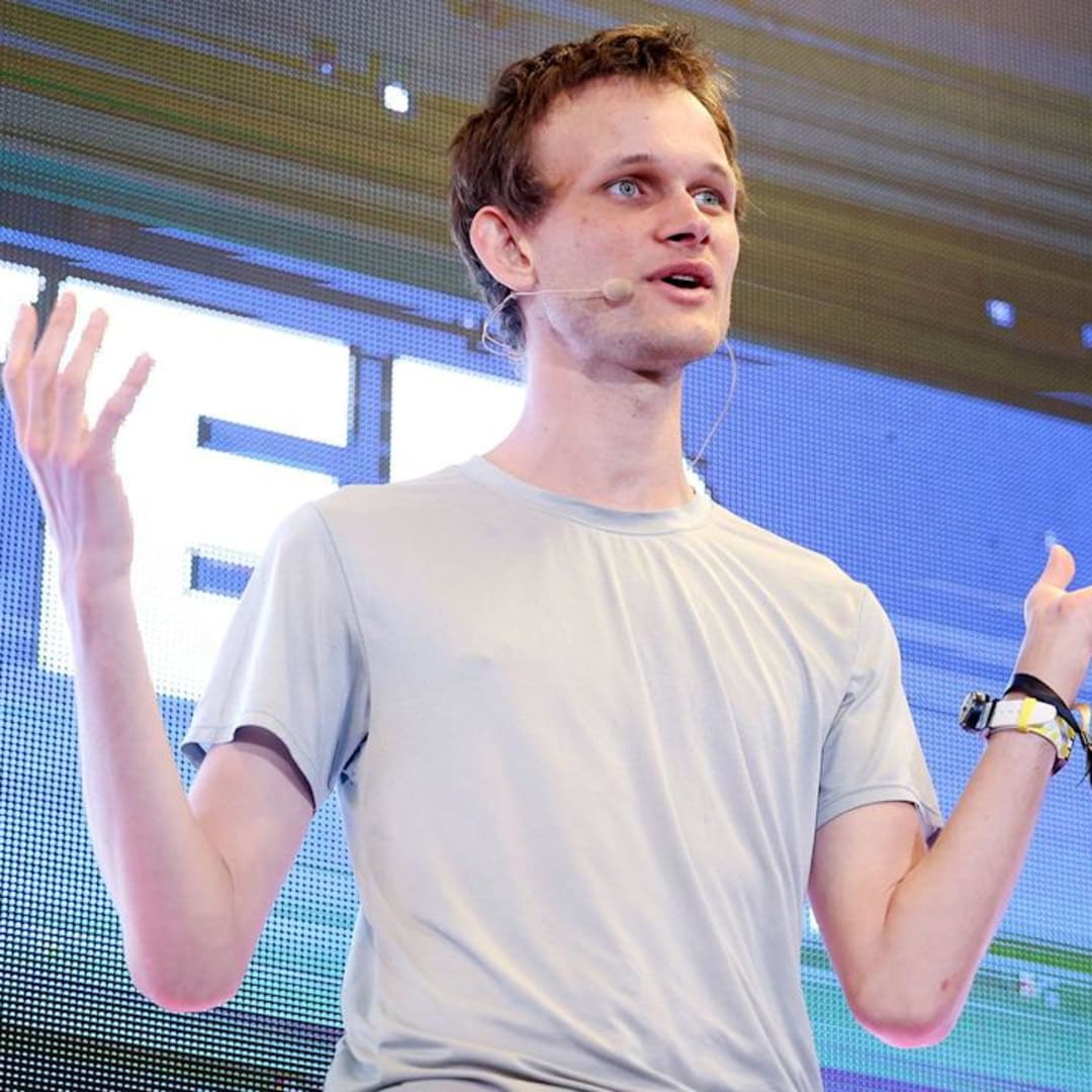 Vitalik Buterin Dukung Privasi Blockchain dengan Transaksi Rp38 Miliar Melalui Railgun