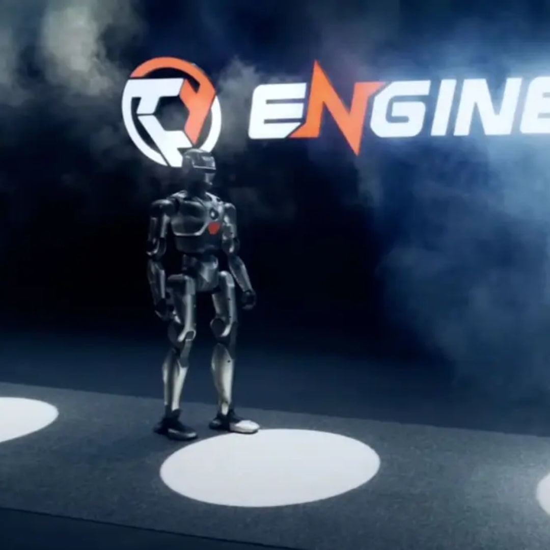 Robot Humanoid PM01 dari EngineAI Lebih Lincah dengan Langkah Kaki Lurus ala Manusia