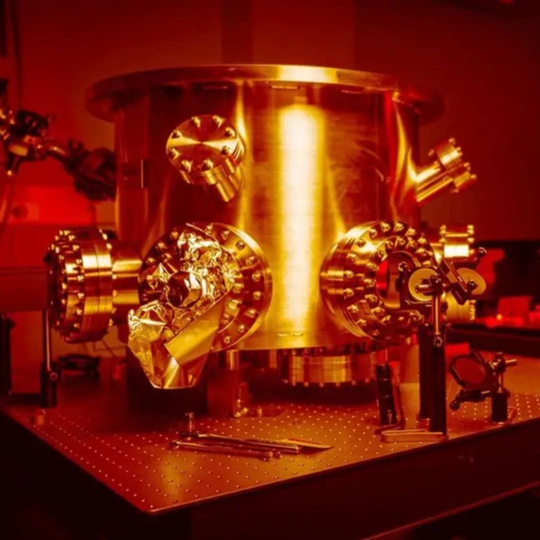 Model Baru Menjelaskan Penyebab Turbulensi Berlebih di Tepi Plasma Tokamak