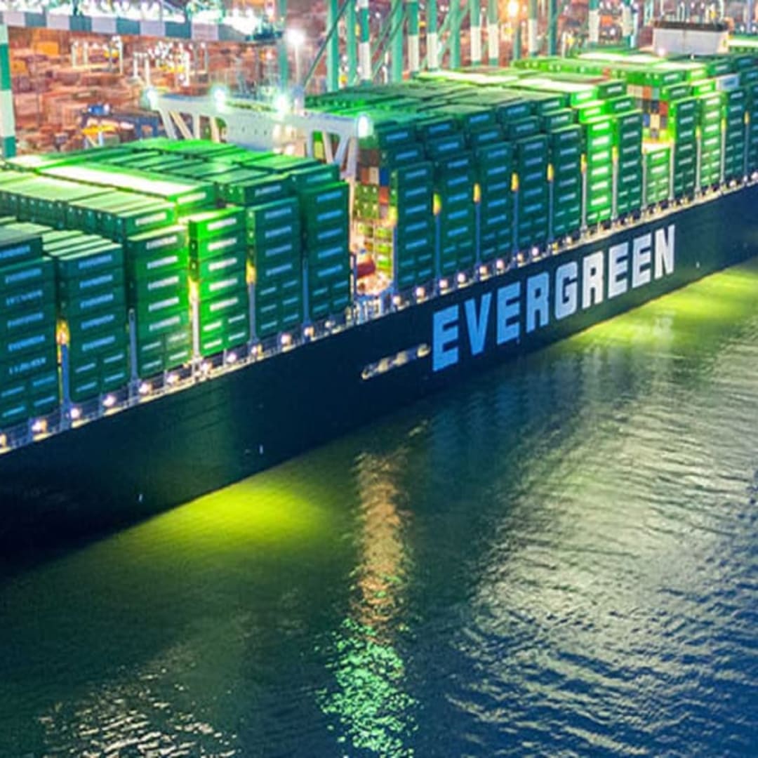 Shanghai Ciptakan Transfer CO₂ Cair Antar Kapal, Terobosan Dekarbonisasi Pelayaran