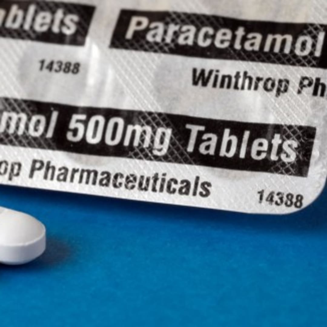 Mengubah Limbah Plastik Jadi Paracetamol dengan Bantuan Bakteri E. coli