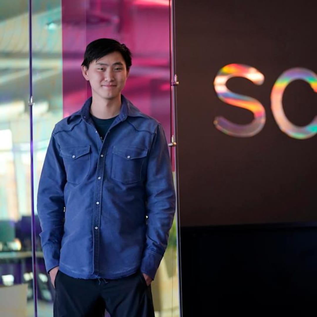 Meta Berjuang Rebut Posisi Teratas di Perlombaan AI dengan Rekrut dan Investasi Besar