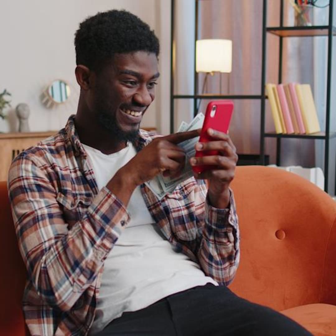 Saham Strategy Melonjak 8% Didukung Kenaikan Harga Bitcoin dan Dukungan Politik