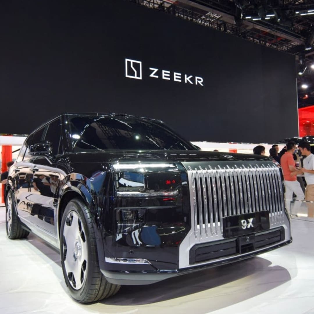 Zeekr Beralih ke Plug-in Hybrid, Tinggalkan EV Murni Di China