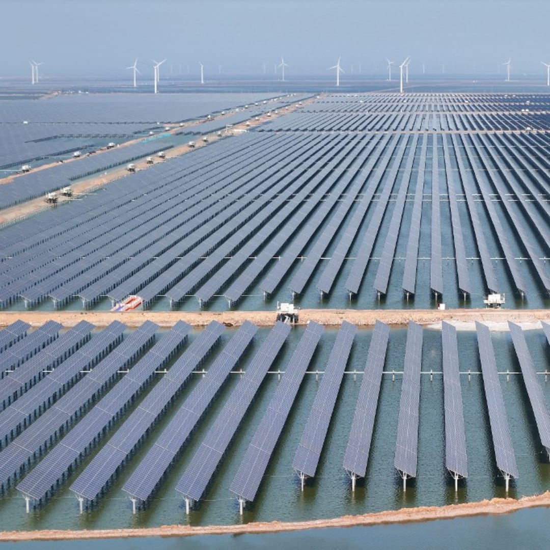 China Percepat Pembangunan Energi Terbarukan Meski Masih Bangun Batu Bara