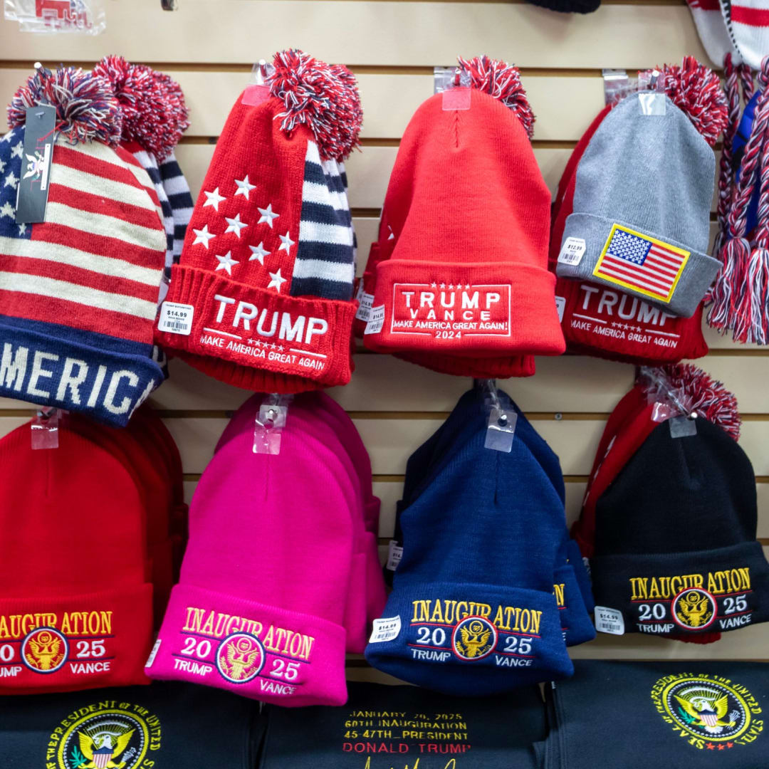 Gugatan Hukum The Trump Organization Lawan Penjual Merchandise Trump Palsu Online