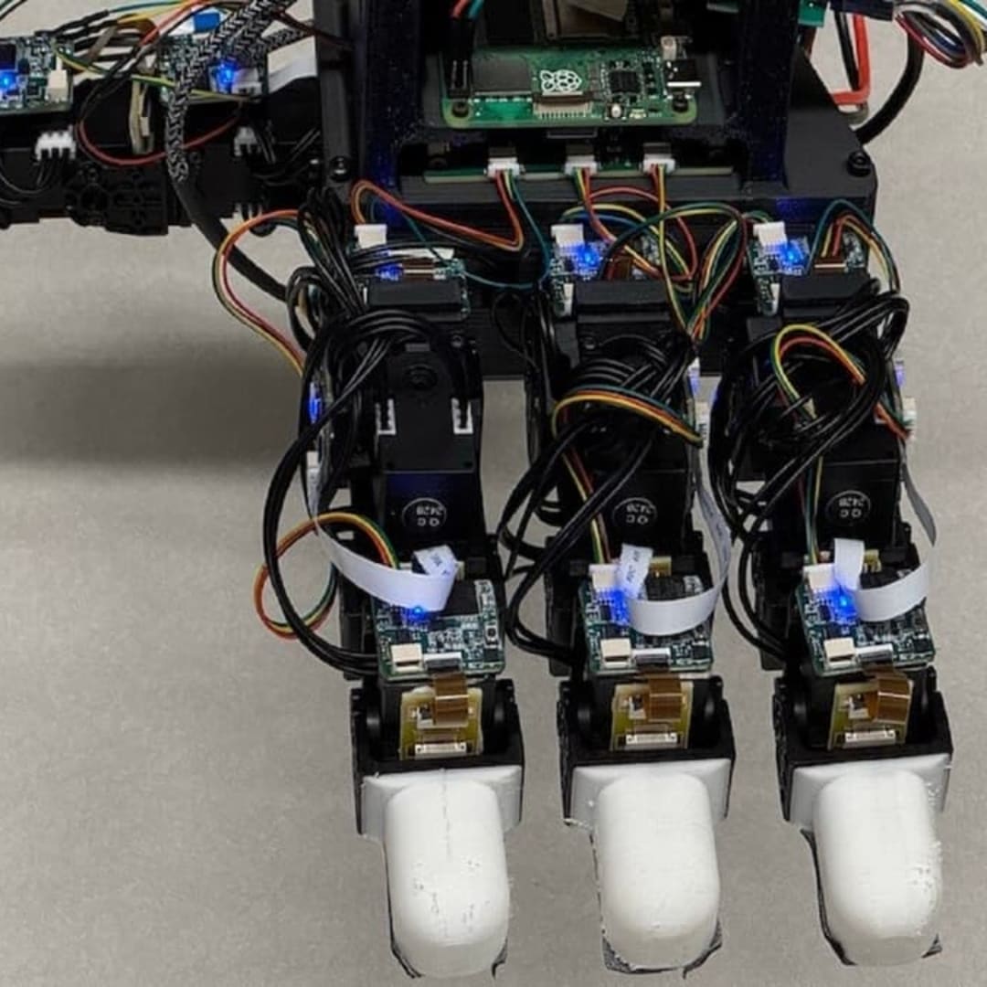 Tangan Robot MOTIF: Robot yang Merasakan Tekanan, Panas, dan Berat Seperti Manusia