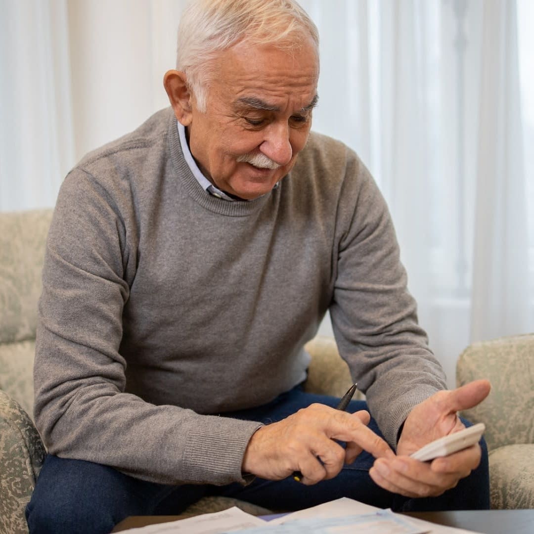 Berapa Pengeluaran Bulanan Rata-Rata Pensiunan Kelas Menengah Usia 80 Tahun?