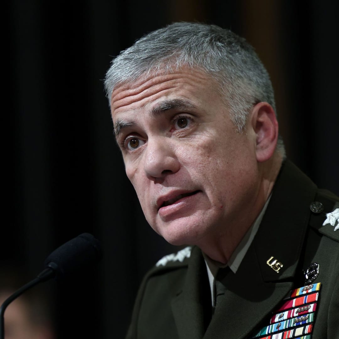 Dampak Politik dan Konflik Global Terhadap Keamanan Siber dan AI di AS