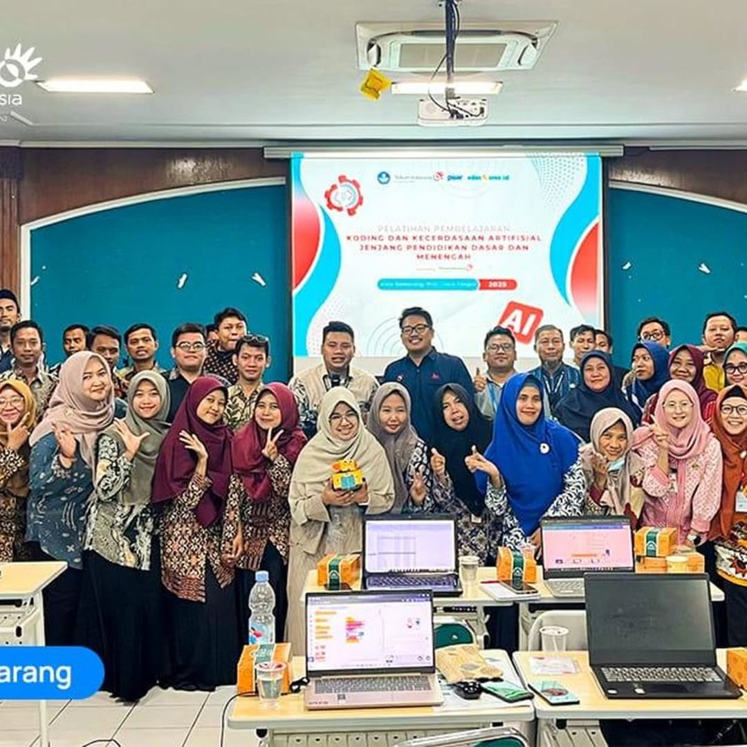Telkom dan Kemendikdasmen Percepat Digitalisasi Pendidikan dengan Kurikulum Coding & AI