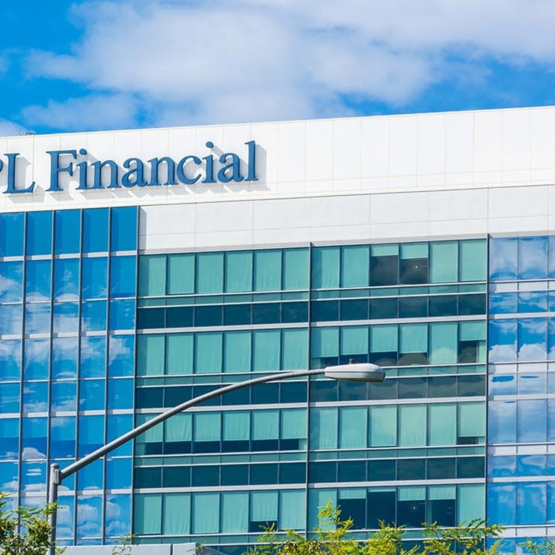 Tim Cincinnati Senilai 715 Juta Dolar Bergabung dengan LPL Financial untuk Percepat Pertumbuhan