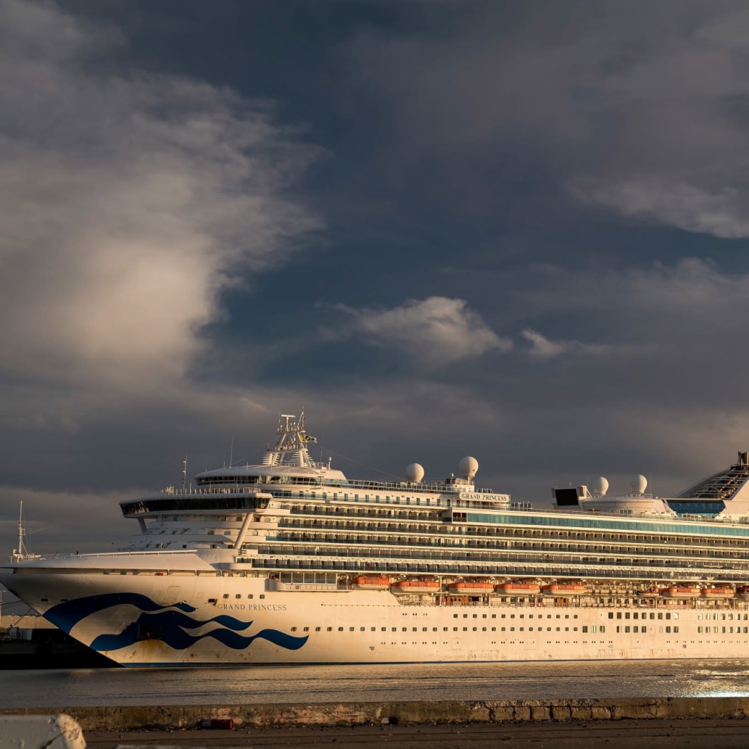 Carnival Cruise Line Gunakan AI untuk Tingkatkan Pengalaman Penumpang dan Layanan