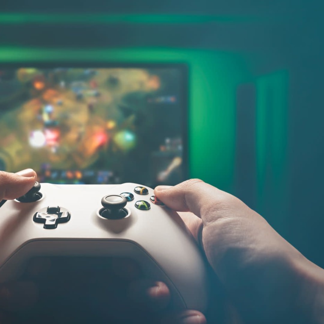 CEO Ryan Cohen Sukses Bangkitkan GameStop, Apakah Saham Layak Dibeli?