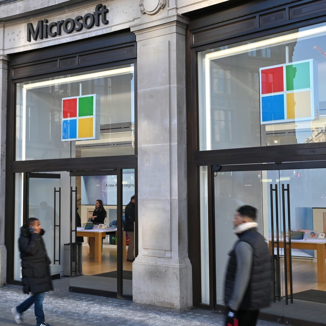 Microsoft Investasi £22 Miliar Bangun Superkomputer AI Terbesar di Inggris