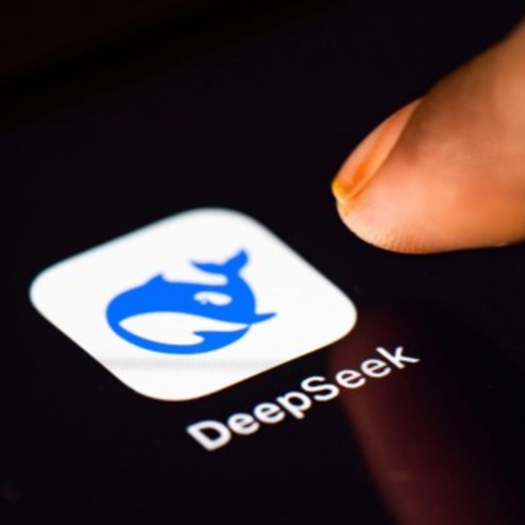 Model AI R1 DeepSeek dari China Sukses Tanpa Meniru Model Lain