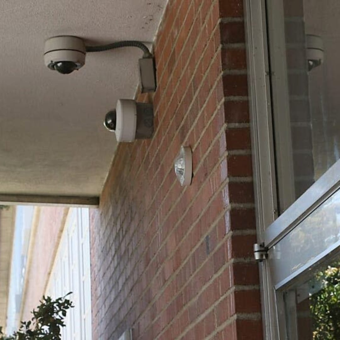 Flock Safety dan Tantangan Privasi dalam Revolusi Pengawasan AI di AS