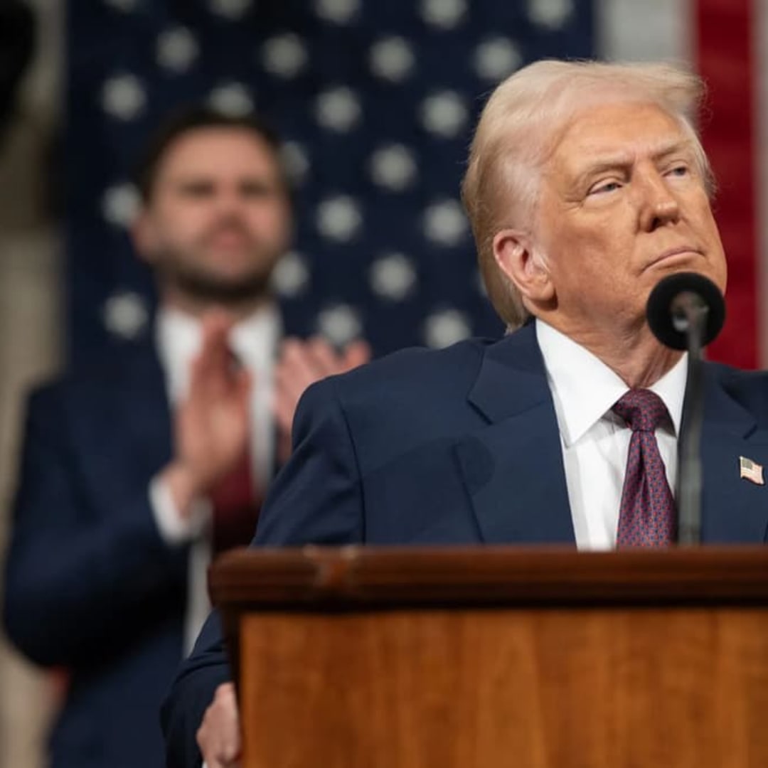 Trump Perketat Visa H-1B dengan Biaya 100 Ribu Dolar, Industri Teknologi Terancam