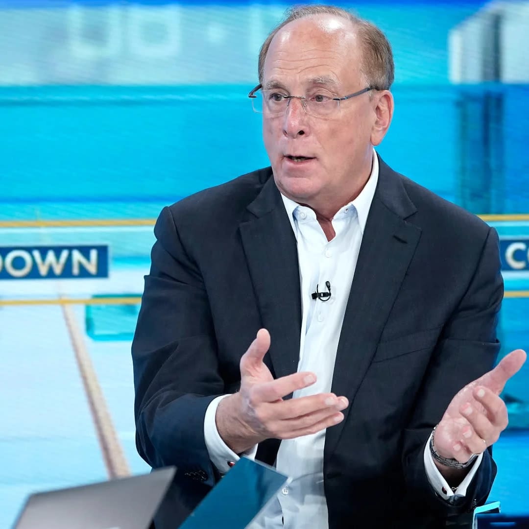 Larry Fink Akui Pengaruh Michael Saylor di Saat MicroStrategy Masih Murah