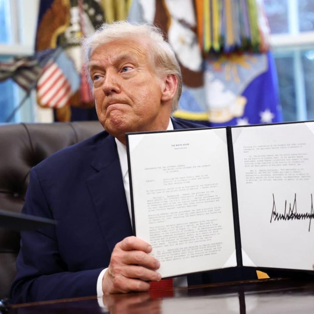 Trump Tandatangani Perintah Eksekutif Penjualan TikTok Demi Keamanan Data AS